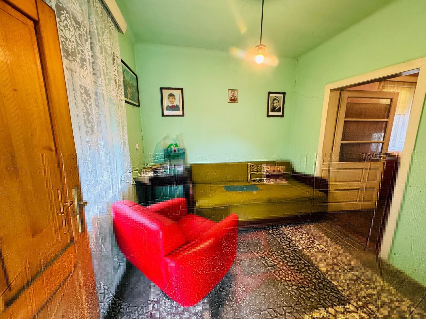 Casa de vânzare 3 camere, 2 intrări, acces auto în curte Gradiste Arad - Poză 11