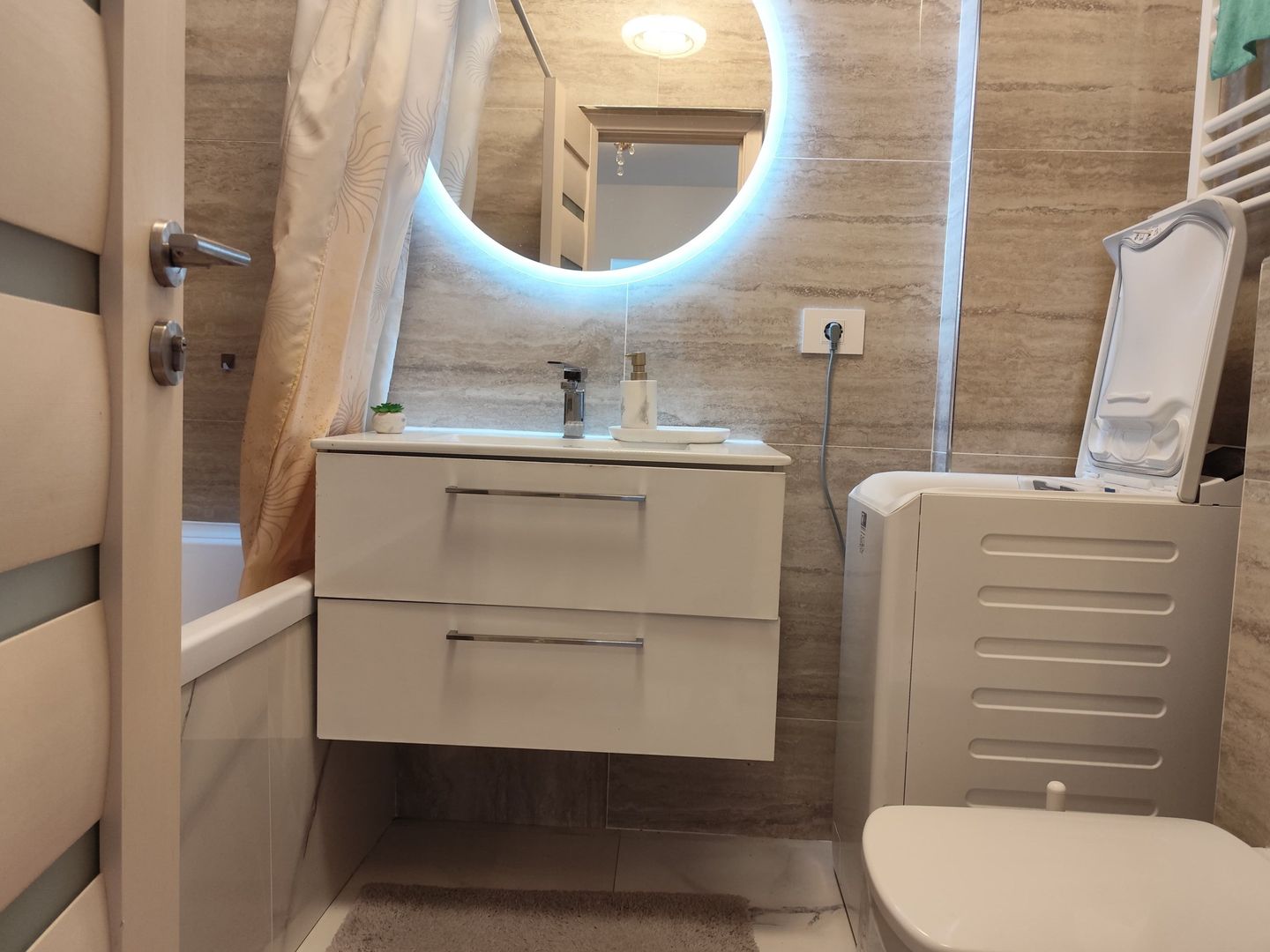 Apartament 3 camere de vanzare, Prima Onestilor, Oradea - Poză 10
