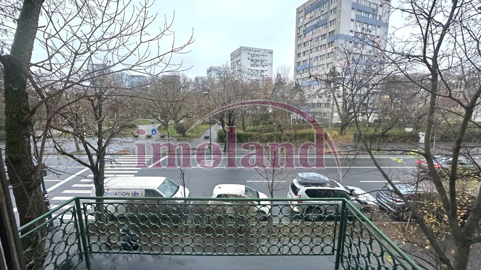 Vanzare Apartament deosebit in zona Beller - Primaverii - Poză 16