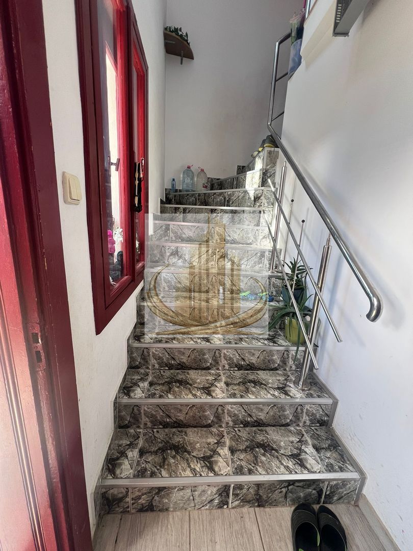Casă spațioasă cu 2 apartamente, acces din 2 străzi – zona Lipovei - Poză 16