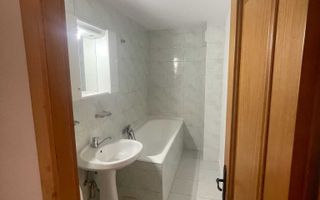 Apartament 3 camere renovat, 2 băi, București Mall, Calea Vitan, pet friendly - Poză 6