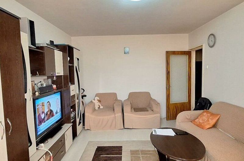 Apartament 3 camere decomandat 2 bai Bloc 1986 Apusului-str. Alesd - Poză 3