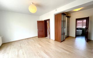 VILA CU 4 DORMITOARE LA INCHIRIERE IN COMPLEX REZIDENTIAL - Poză 12