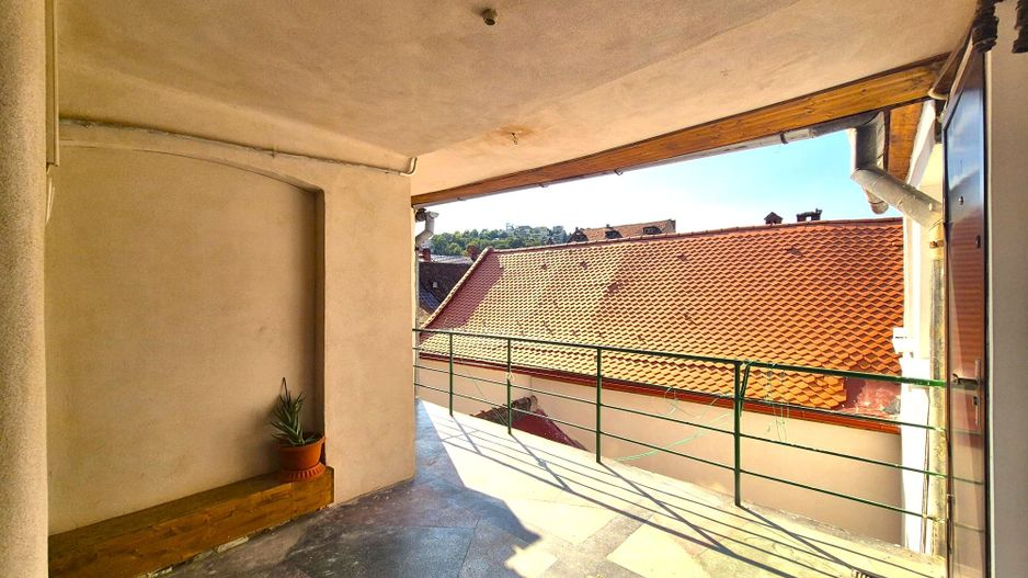 Exclusivitate - Imobil 53 mp,  la 3 minute de P-ta Sfatului, pet friendly - Poză 16