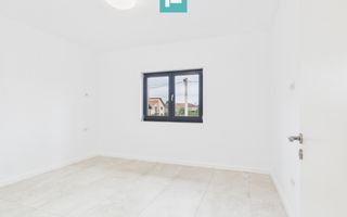 Apartament cu 2 camere, terasă generoasă – Moșnița - Poză 7