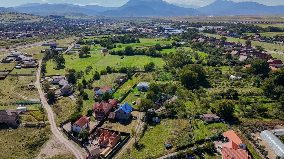 TEREN INTRAVILAN DE VÂNZARE -CĂRPINIȘ – BRAȘOV - Poză 15