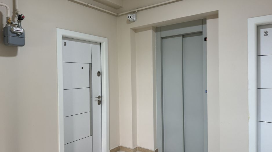 Apartament cu 2 camere mobilat si utilat de lux - Poză 12