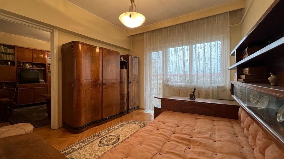 Centru / Republica - Inchiriere apartament cu 4 camere mobilat si utilat. - Poză 11