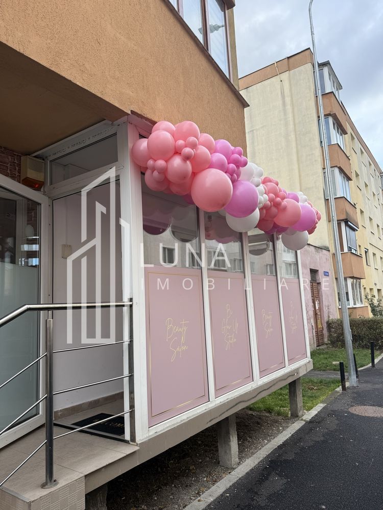 Închiriez camera coafor/frizerie - Poză 8