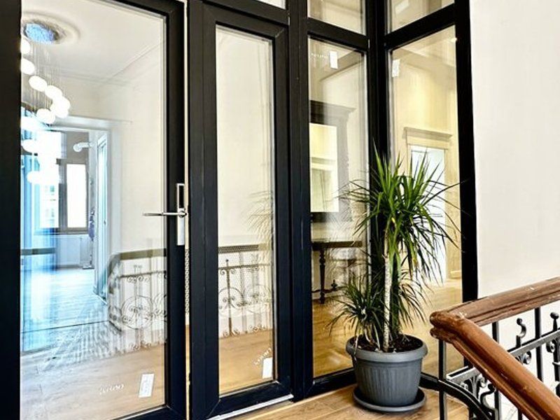 Magheru: 5 camere cu băi proprii – business regim hotelier care deja produce. - Poză 7