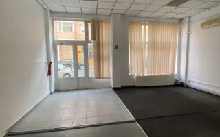 Spatiu comercial | Vitrina mare la strada | 70 mp | V. Aaron - Poză 2