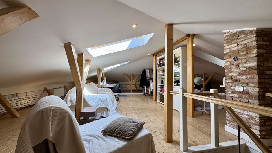 BIJUTERIE ISTORICĂ  SI RAR DE VANZARE in zona ARMENEASCA - Poză 39