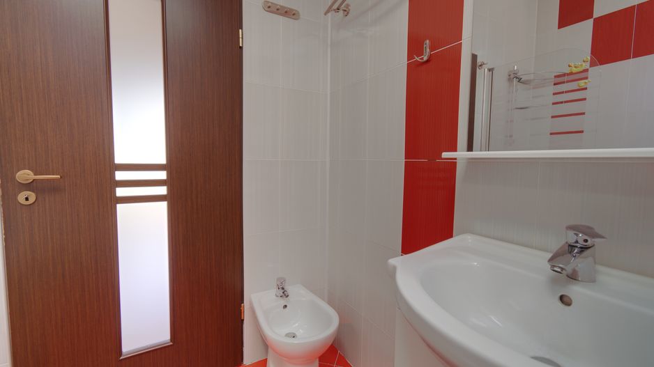 Apartament 2 camere de vanzare Floresti - Poză 18