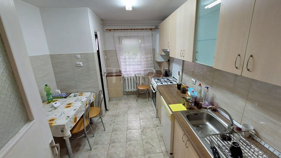 EXCLUSIVITATE. Apartament spațios, ideal familie. - Poză 2