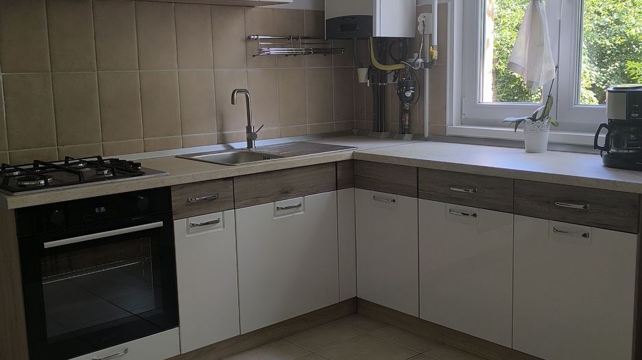 Apartament cu 3 camere in zona Semicentral ( Bodor Péter) - Poză 2