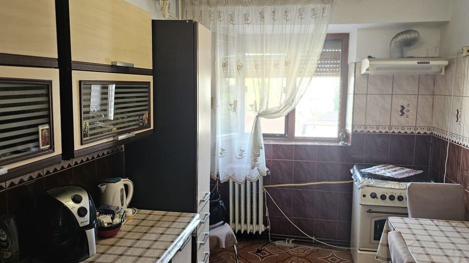 Apartament 2 camere de vanzare, IC Frimu, 57 mp, 2 balcoane, etaj 3/4 - Poză 5