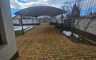 Vilă spațioasă Strejnicu S+P+1E+M, 8 camere, garaj, teren 595 mp - Poză 16