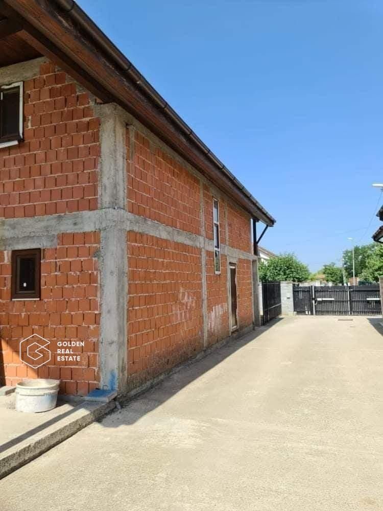 Casa la rosu P+M, 116 mp utili + 422 mp teren, Sânmihaiu Român - Poză 5