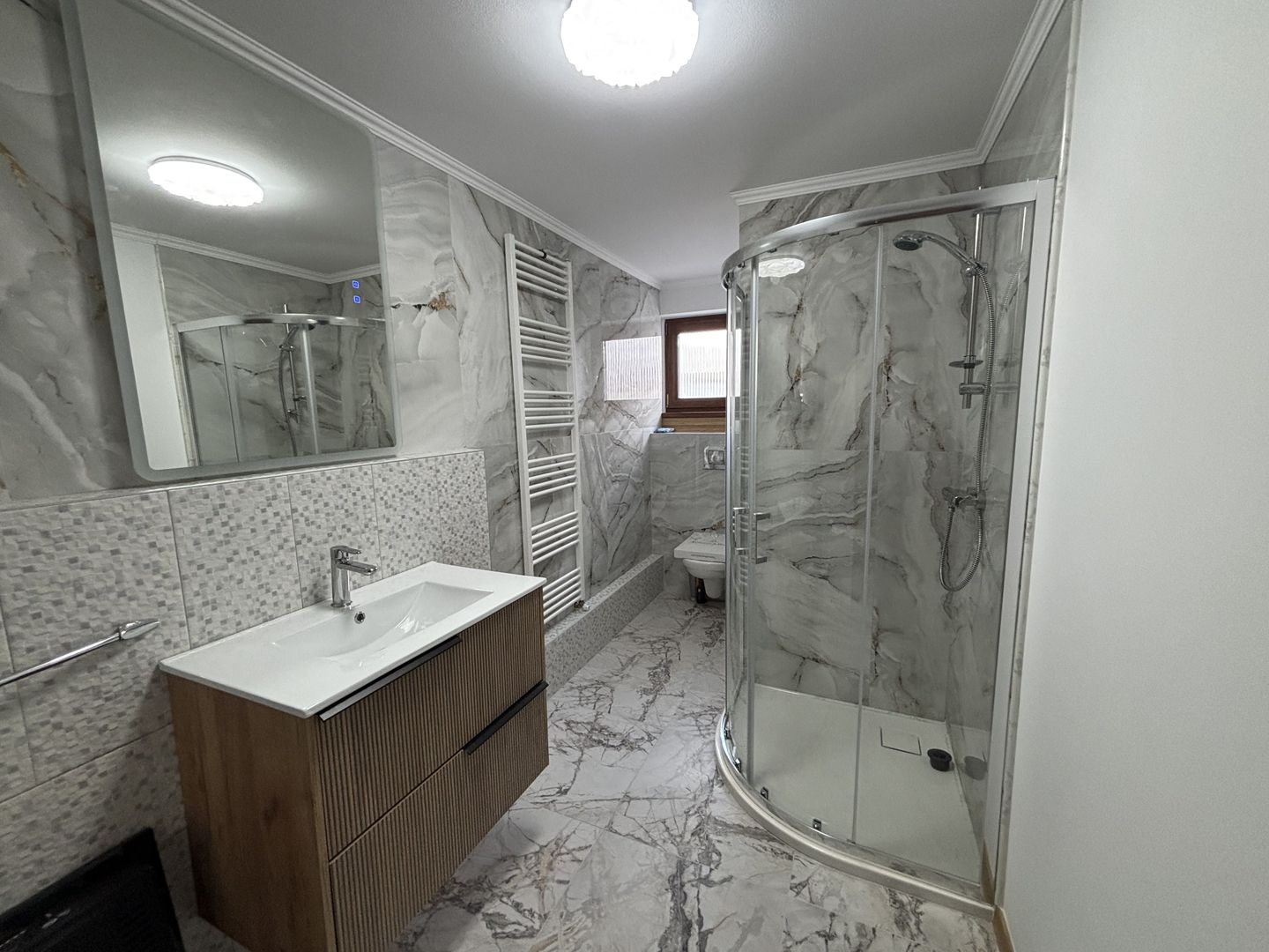 Casa 5 camere cu teren GENEROS si CARPORT - Cartierul Arhitectilor - Poză 19