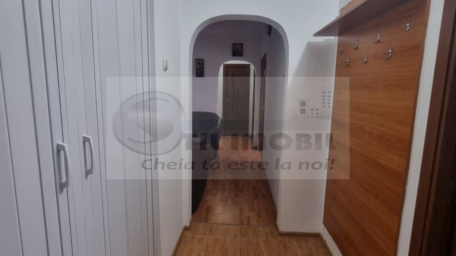 Ap. 3 camere decomandat, etaj intermediar, renovat si mobilat ! - Poză 8