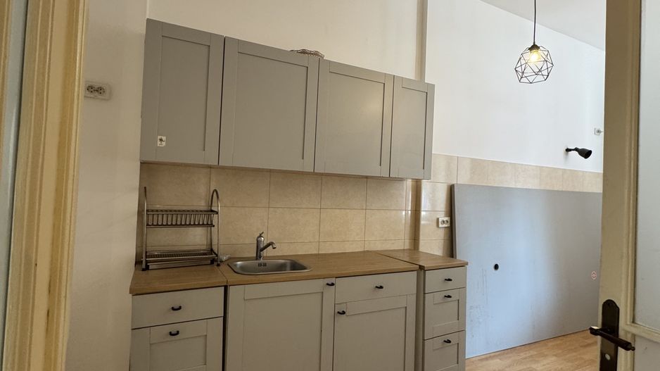 2 ETAJE DE INCHIRIAT Piata Amzei- Piata Romana IM507 - Poză 4