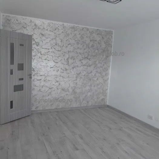 Decomandat renovat 2 camere Vergului Pantelimon - Poză 1