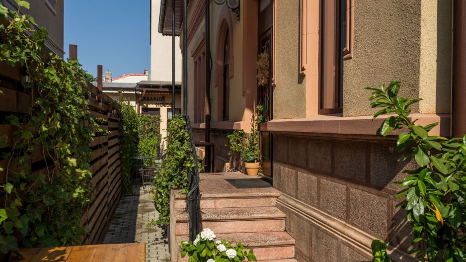 Vindem Afacerea ! Mini Hotel + Cafenea/ Restaurant ! Parcul Carol ! - Poză 17