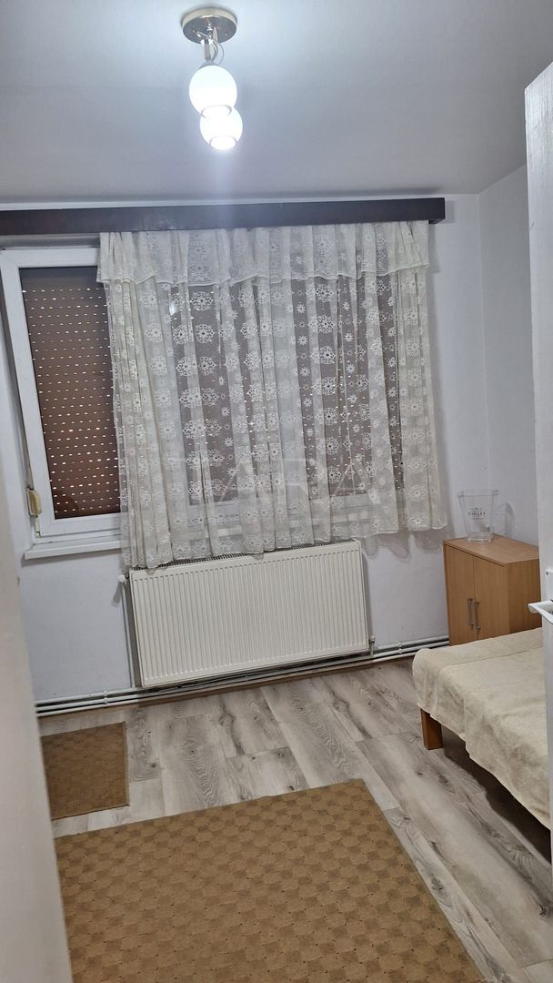 Apartament 2 camere, decomandat, zona Centrală - Poză 6