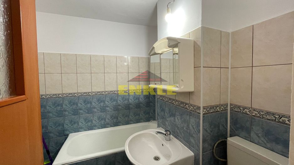 De inchiriat garsonieara, zona Bucovina - Poză 6