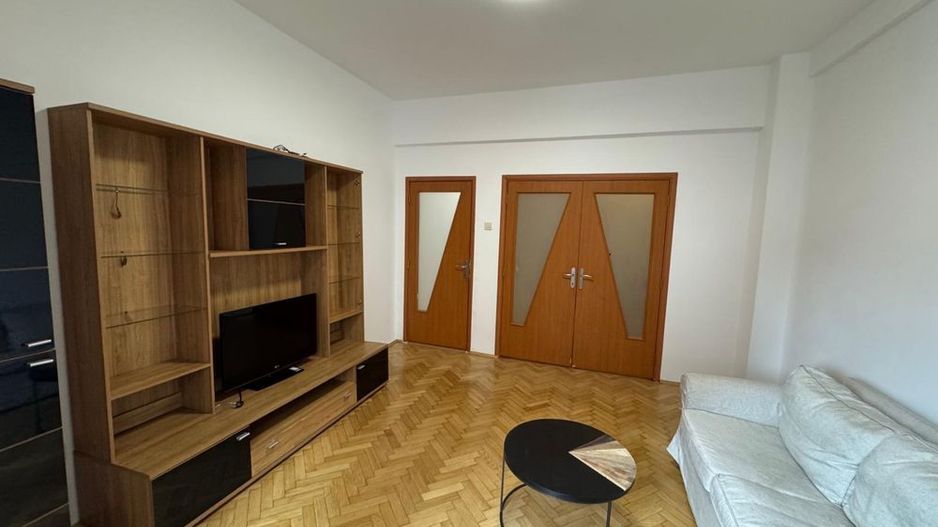 Apartament 3 camere, 2 băi, Bulevardul Bălcescu – Unirii, 800 € - Poză 3