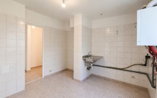 Apartament de 3 camere, decomandat, zona Politehnica - Poză 4