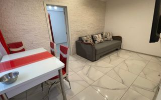 Apartament cu doua camere in zona Gh.Lazar - Poză 2