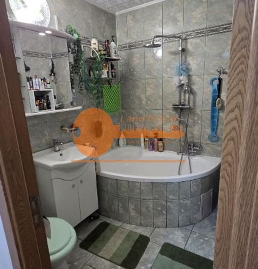 Apartament cu 3 camere in zona Ghencea-Drumul Taberei - Poză 3