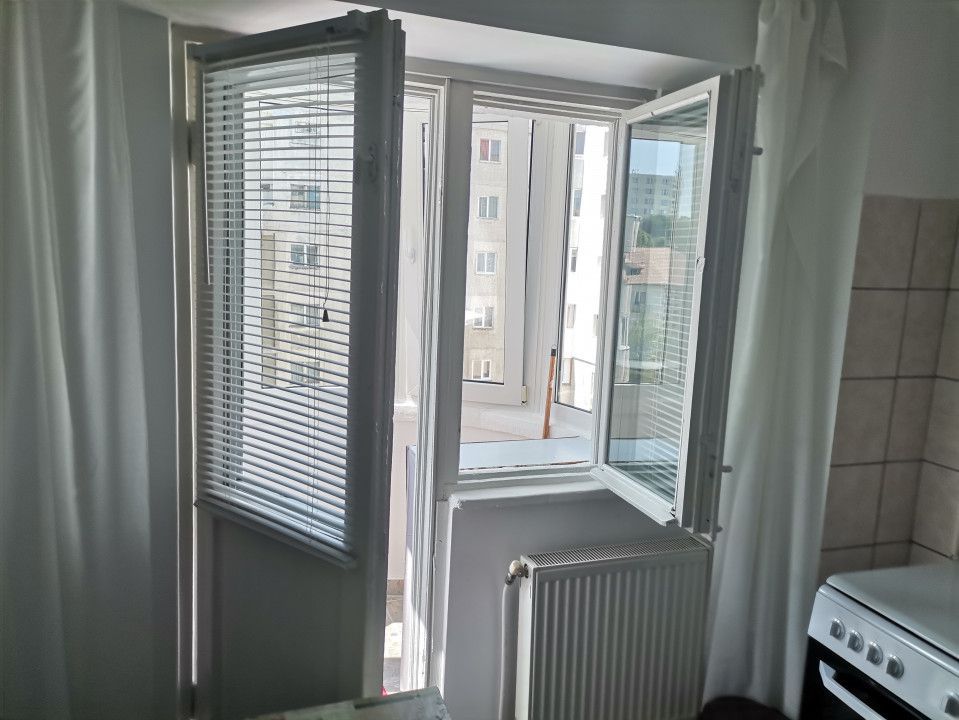 Inchiriere garsoniera decomandata, Frati Golesti, zona Mc Donalds - Poză 6