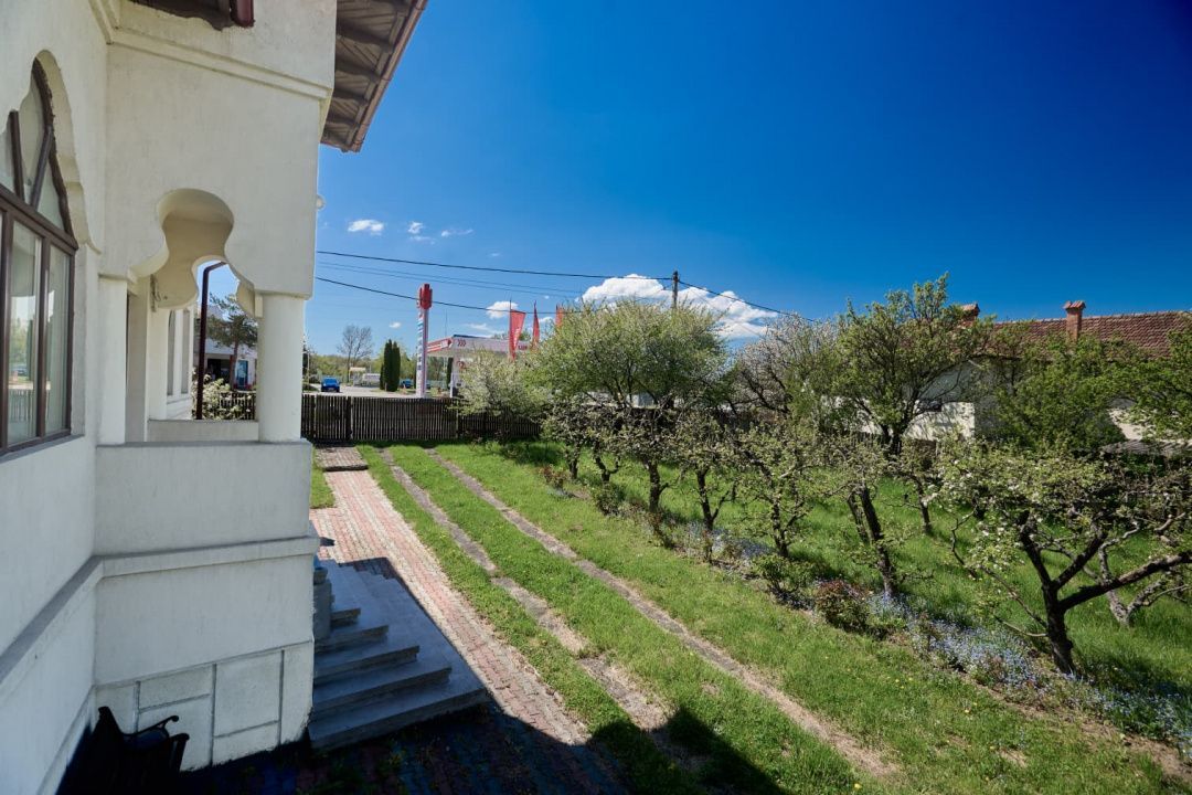 Casa Valea Mare Pravat (Campulung-Arges ) - farmec interbelic - Poză 13