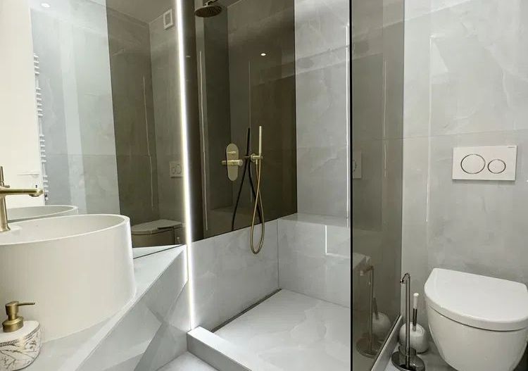 Apartament de 3 Camere în Cortina North I Mobilat Complet I Piscina - Poză 5