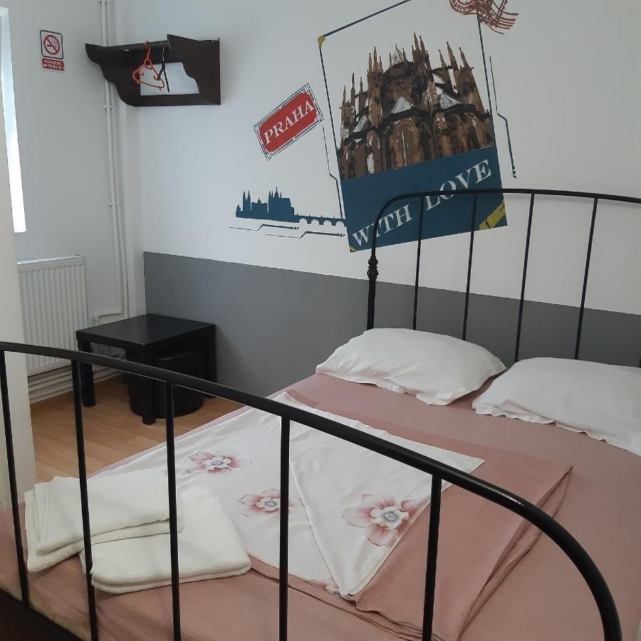 PENSIUNE 10 CAMERE DE ÎNCHIRIAT - BUCUREȘTI - Poză 25