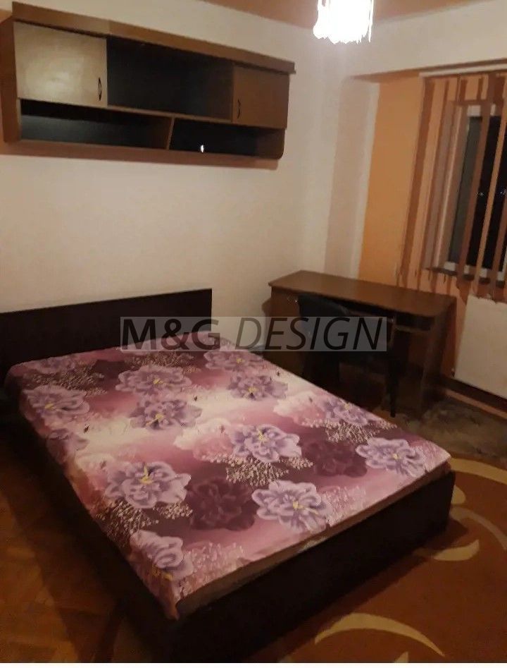 Etaj 2  zona Lipovei 2 camere centrala proprie - Poză 3