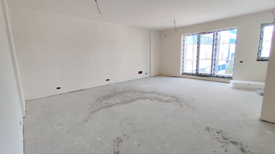 Apartament 4 camere de vanzare - Aviatiei - Poză 2