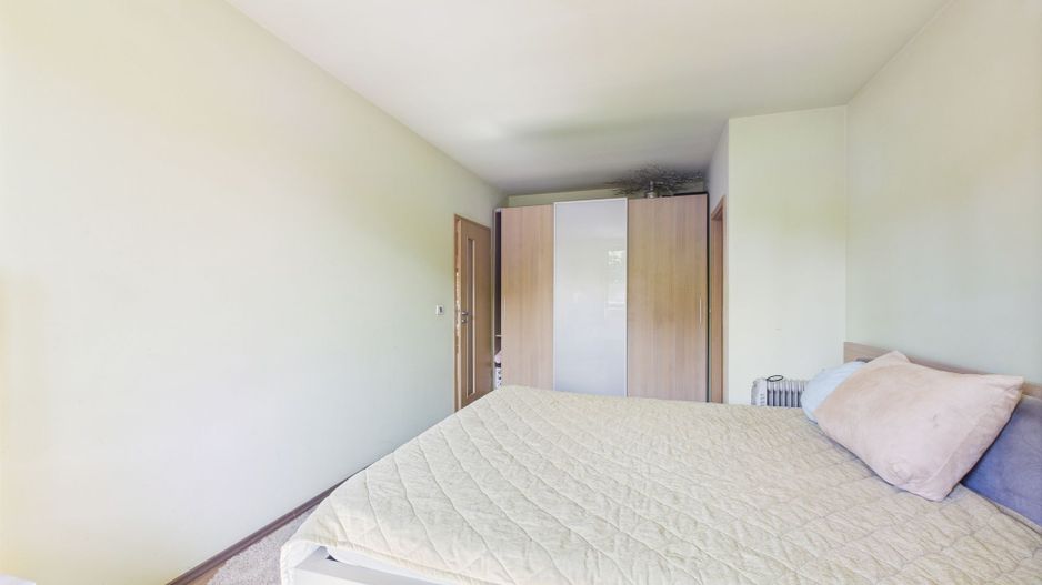 Casă în Mehala - Ideală pentru două familii - Poză 4