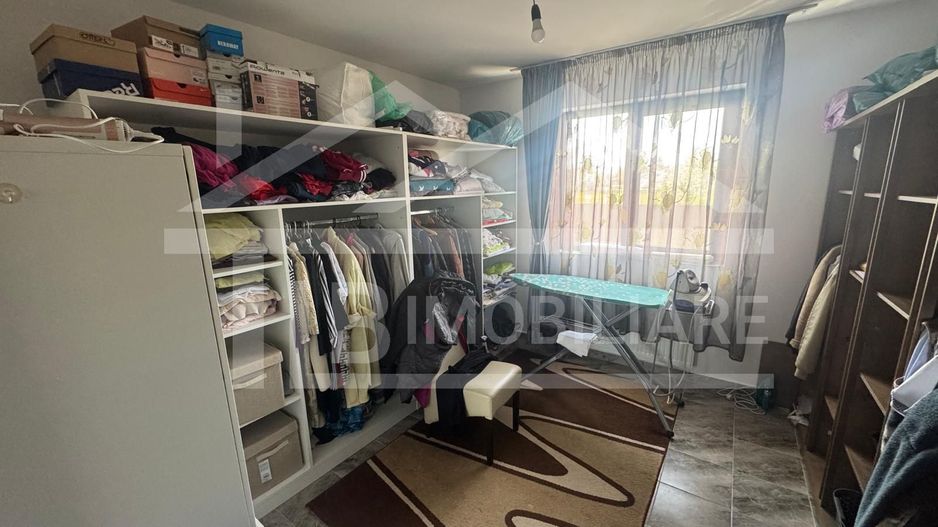 Casa individuala, 200 mp utili, 1399 mp teren, Zona Ernei - Poză 13