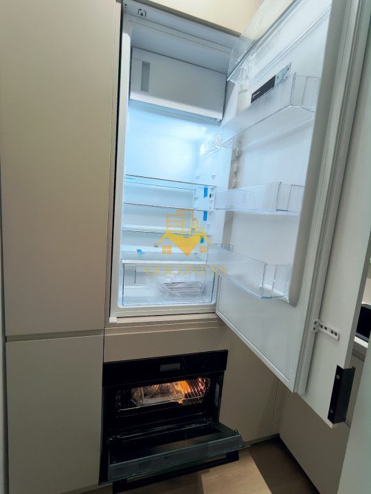 1 Camera Decomandata, Centru, P-ta Mihai Viteazu, Modern, Parcare - Poză 8