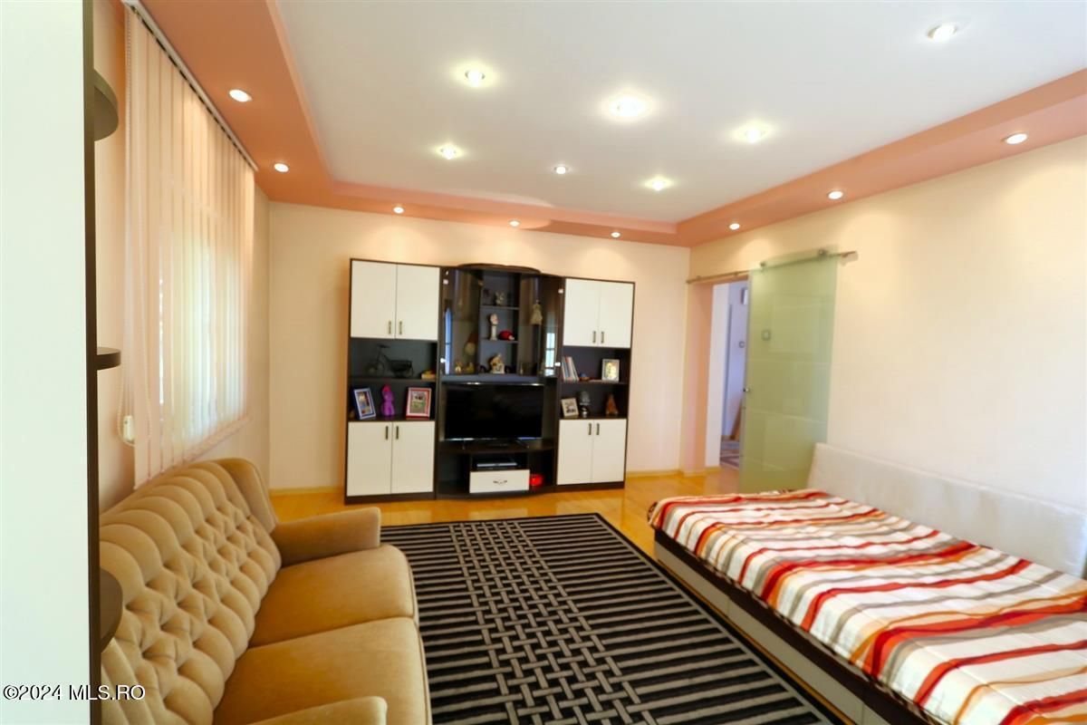 Ovidiu Sud, vila tip duplex  P+1E, 140 mp utili, deschidere pe colt! - Poză 49