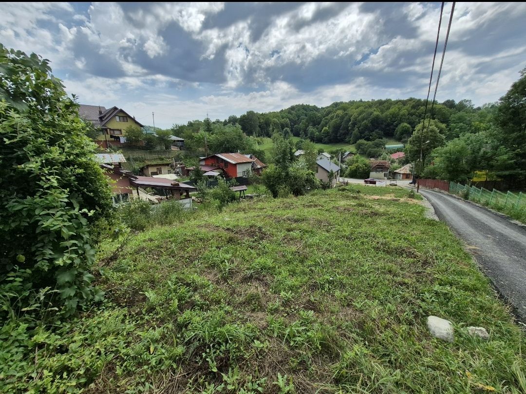 Teren intravilan-935 mp-dubla deschidere, Breaza-Valea Tarsei - Poză 2