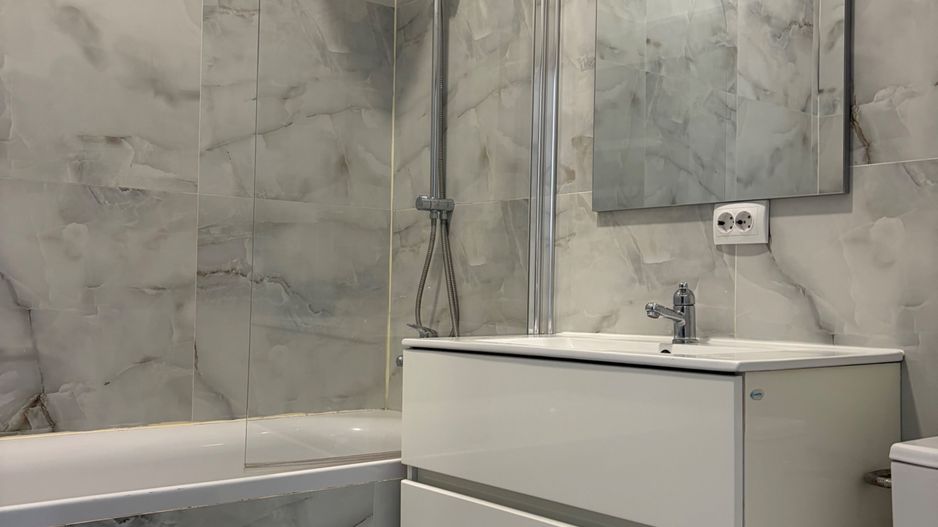 Apartament la cheie | 3 camere  | parcare | C. Baciului - Poză 11