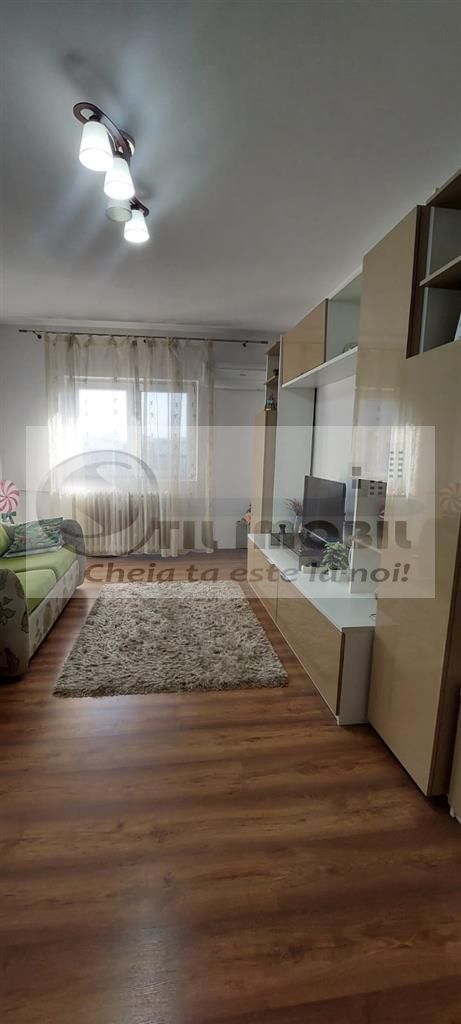 APARTAMENT 2 CAMERE DECOMANDAT  MOBILAT BLOC 1982 - Poză 7
