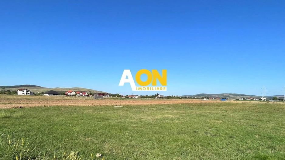 Teren intravilan cu toate utilitatile, zona Arex, 450mp - Poză 1