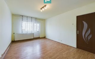 Apartament 3 camere,  zona Alfa - Poză 1