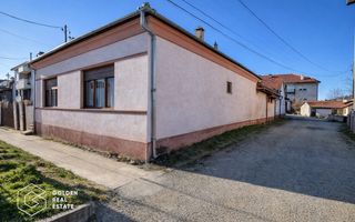 Casa cu 2 corpuri de cladire, Lipova - Poză 17