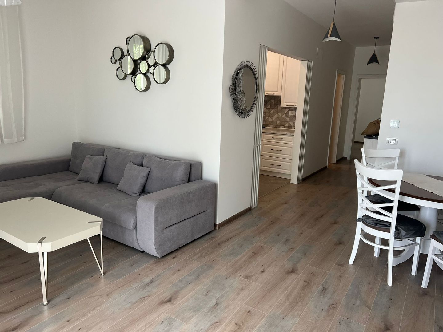 APARTAMENT  CU 2 CAMERE IN ZONA DE NORD - Poză 1
